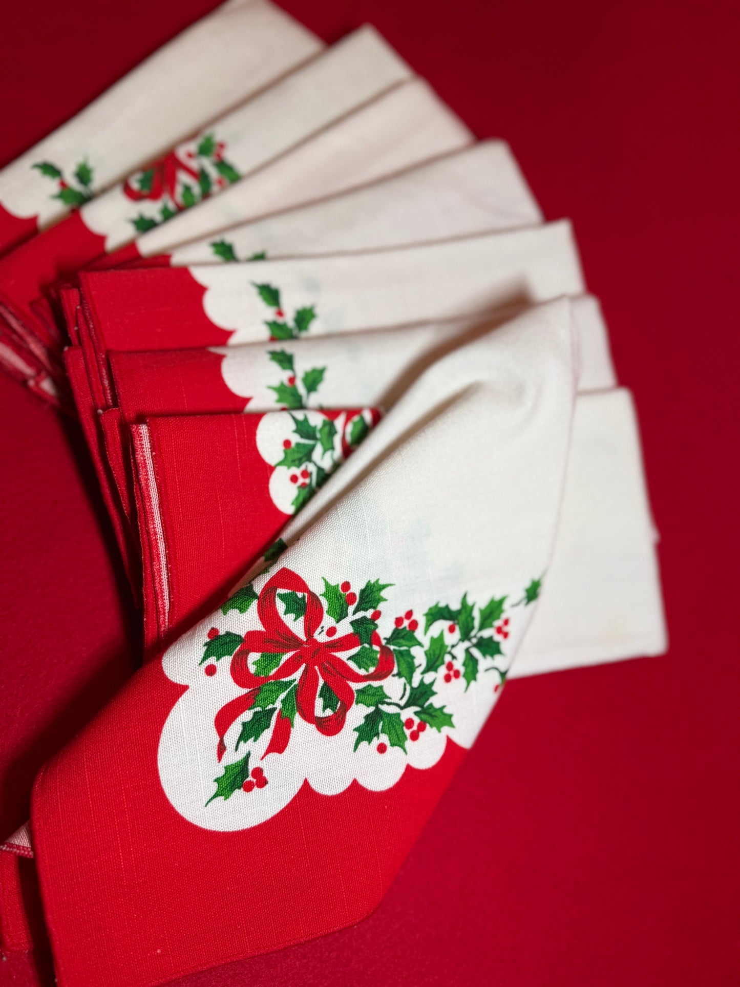 The Vintage Shop - Linen Holiday Napkins (Set of 8)