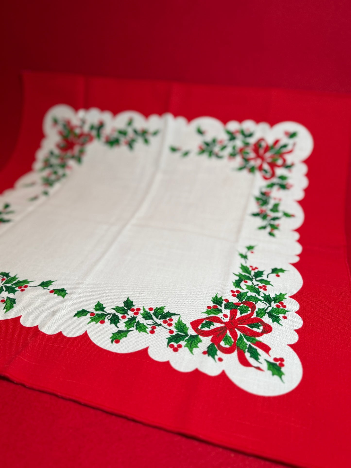 The Vintage Shop - Linen Holiday Napkins (Set of 8)